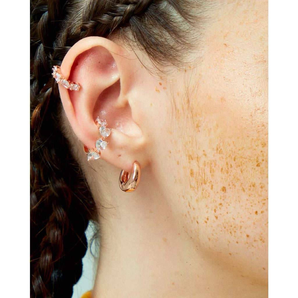 ￼Julys - mini u huggie earrings