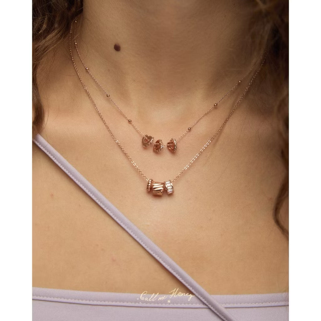 ￼Julys - Honeymoon Necklace