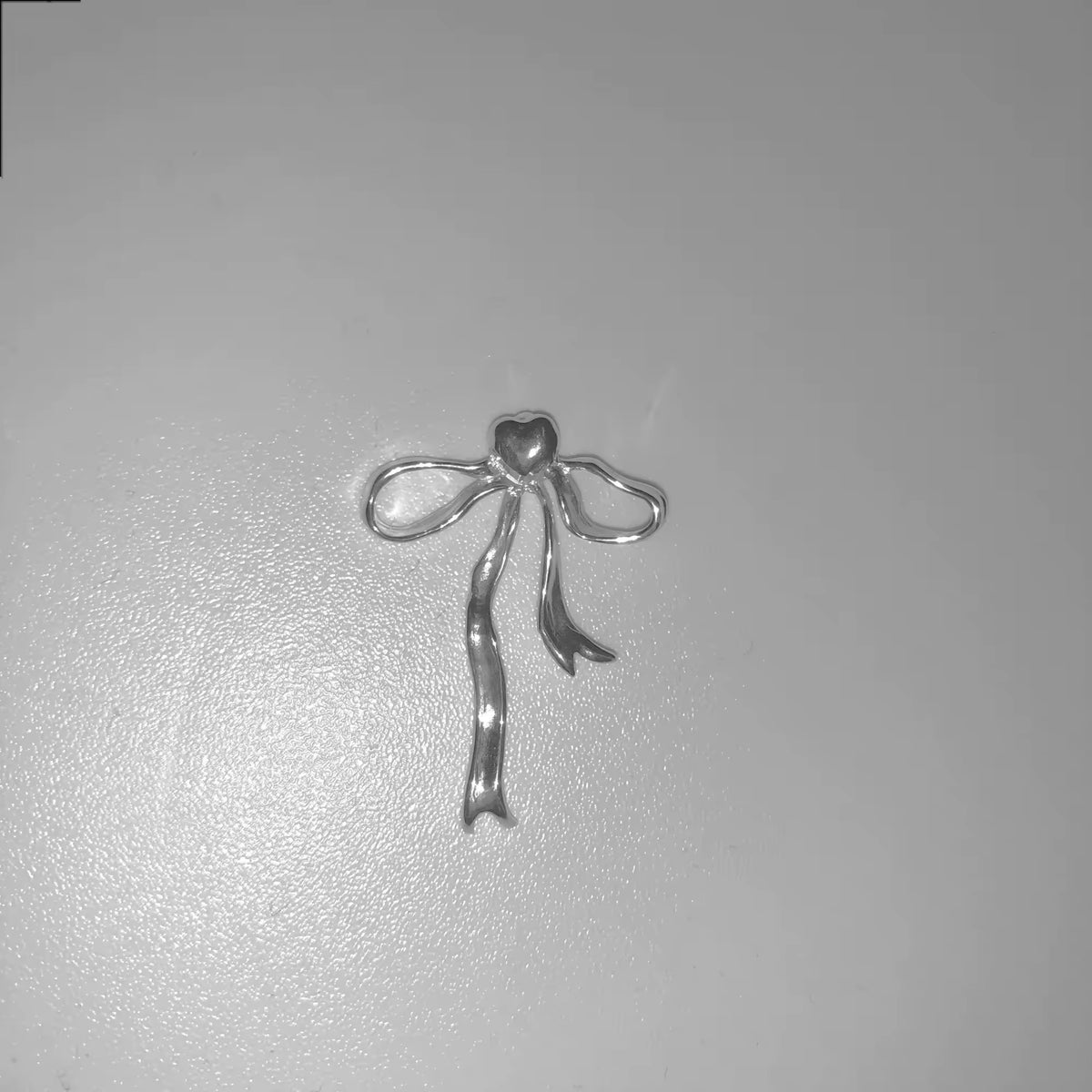Coolife - Ribbon pendant